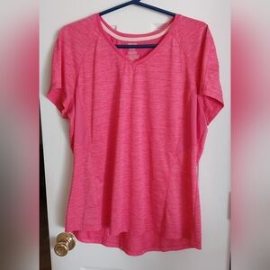 Danskin Semi Fitted Workout Shirt (size XXL)